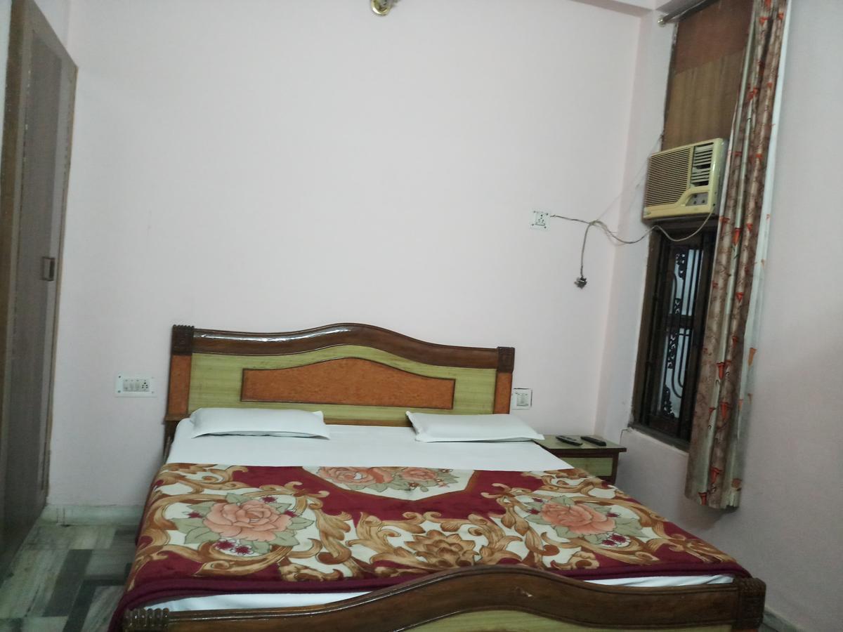 Hotel Satkar, 哈里瓦 外观 照片